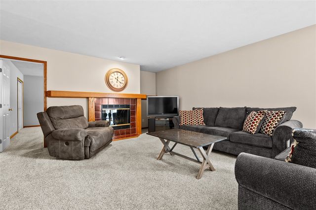 5105 Stone Oak Lane, Richland, MI 49083