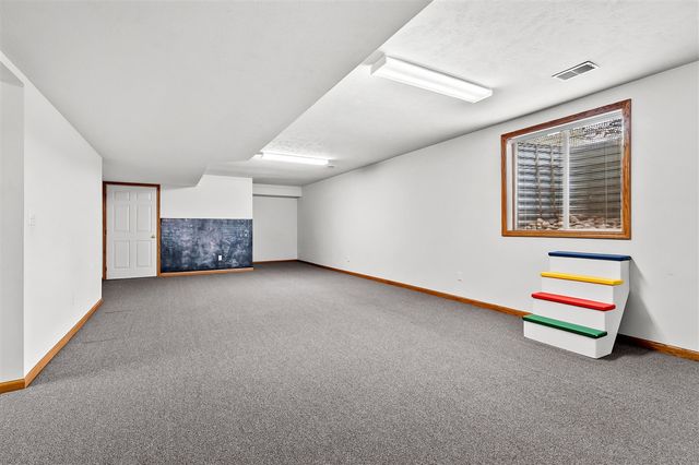5105 Stone Oak Lane, Richland, MI 49083