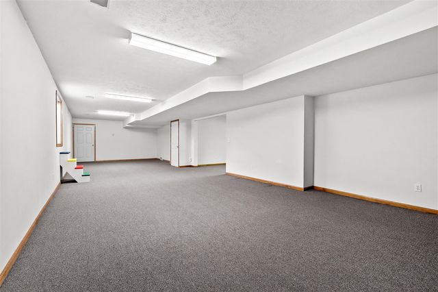 5105 Stone Oak Lane, Richland, MI 49083