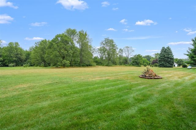 5105 Stone Oak Lane, Richland, MI 49083