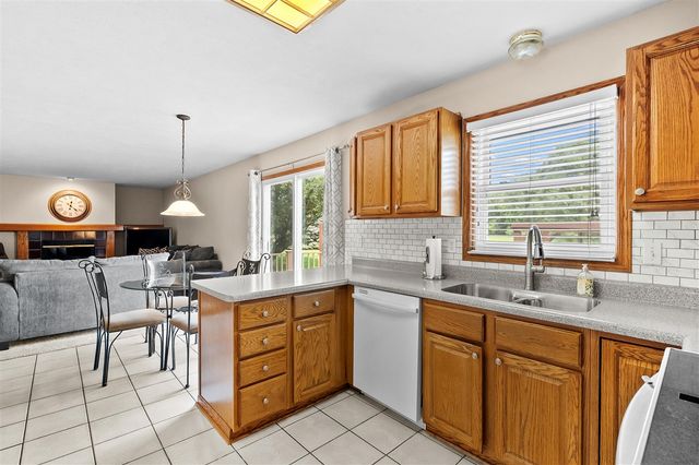 5105 Stone Oak Lane, Richland, MI 49083