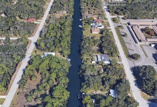 2065 Cedarwood Street, Port Charlotte, FL 33947