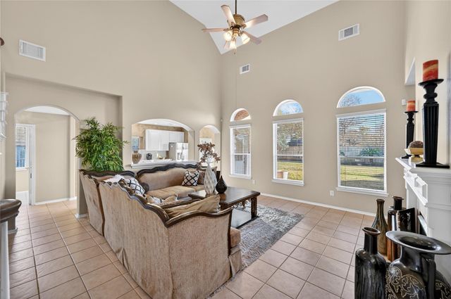 8502 Beacon Bend Lane, Pearland, TX 77584