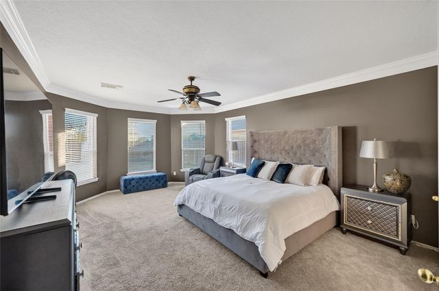 8502 Beacon Bend Lane, Pearland, TX 77584