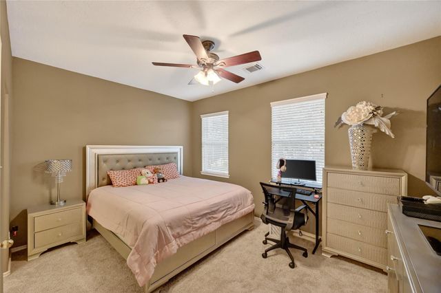 8502 Beacon Bend Lane, Pearland, TX 77584