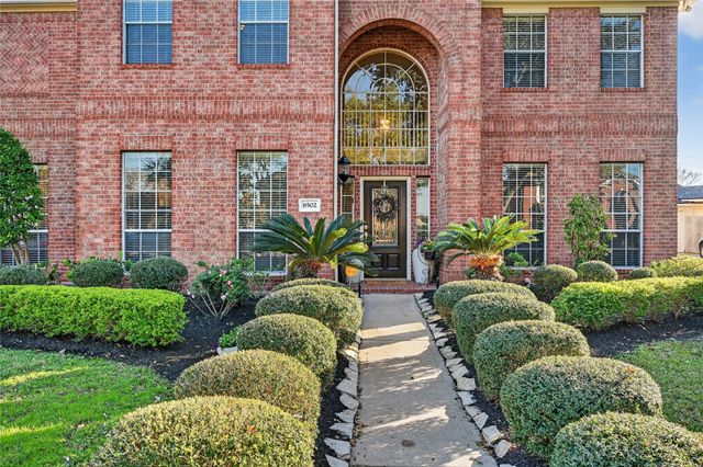8502 Beacon Bend Lane, Pearland, TX 77584