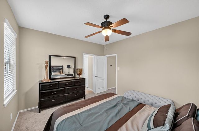 8502 Beacon Bend Lane, Pearland, TX 77584