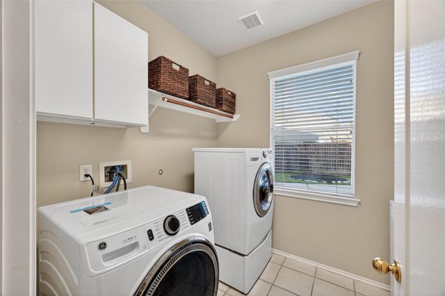 8502 Beacon Bend Lane, Pearland, TX 77584