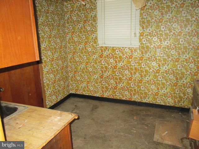 525 DOUGLASS ST, Reading, PA 19601