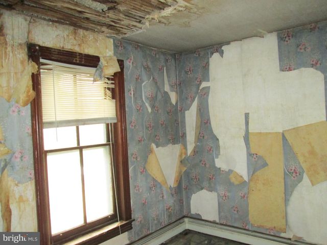 525 DOUGLASS ST, Reading, PA 19601