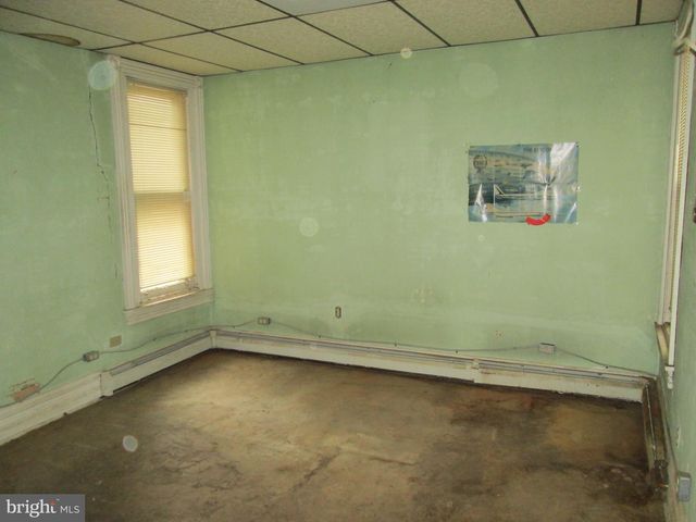 525 DOUGLASS ST, Reading, PA 19601