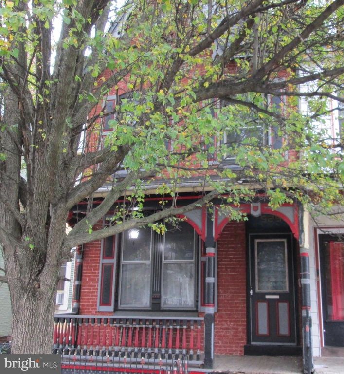 525 DOUGLASS ST, Reading, PA 19601