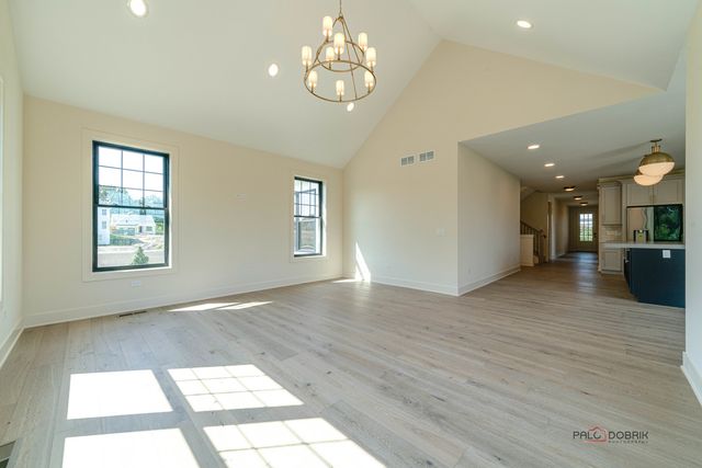 22110 W Casa Bella View, Kildeer, IL 60047