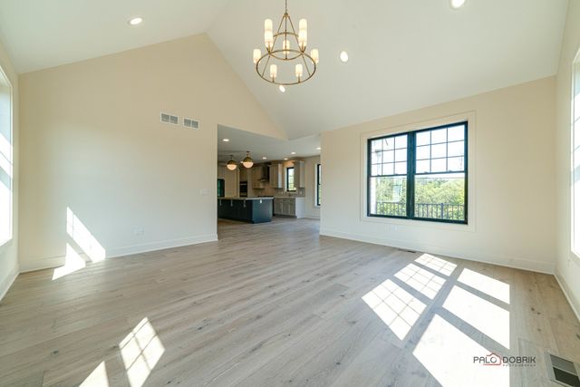 22110 W Casa Bella View, Kildeer, IL 60047