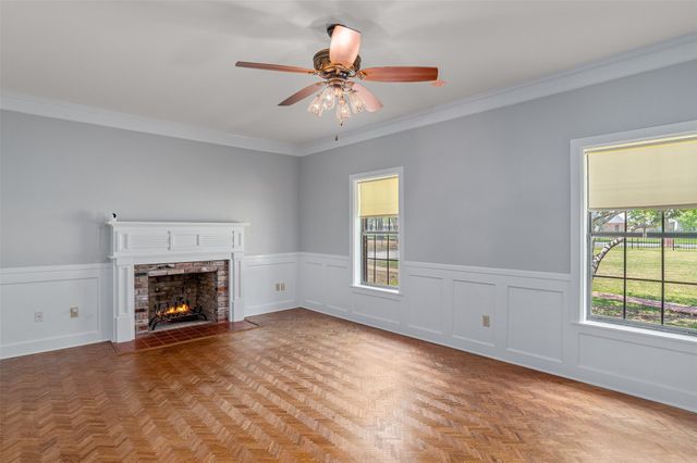 316 Split Oak Drive, Shreveport, LA 71106