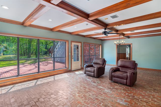 316 Split Oak Drive, Shreveport, LA 71106