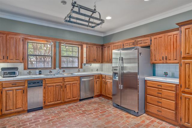 316 Split Oak Drive, Shreveport, LA 71106