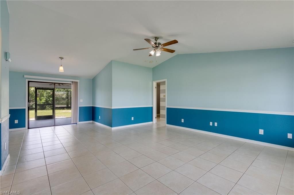 8484 Cypress DR N, FORT MYERS, FL 33967 — photo 2