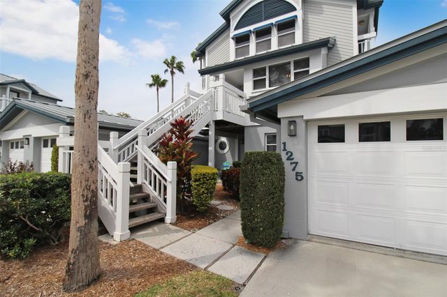 1275 SIESTA BAYSIDE DRIVE 1275-B, Sarasota, FL 34242