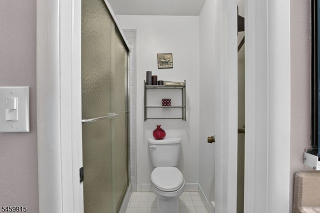 484 Fairton Dr, Monroe Twp., NJ 08831