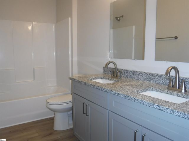 504 Greenlea Street, Spartanburg, SC 29306