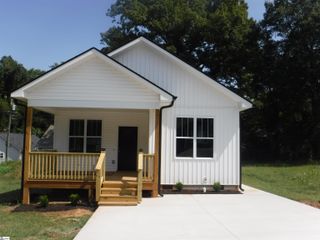 504 Greenlea Street, Spartanburg, SC 29306