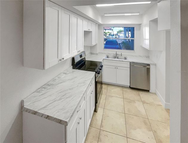 1028 APOLLO BEACH BOULEVARD 103, Apollo Beach, FL 33572