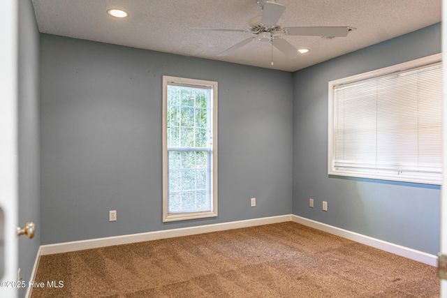 123 S Pine Street, Aberdeen, NC 28315