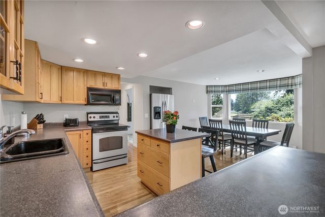 37122 200th Avenue SE, Auburn, WA 98092