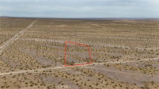 725 Desert Flower Road, Adelanto, CA 92301