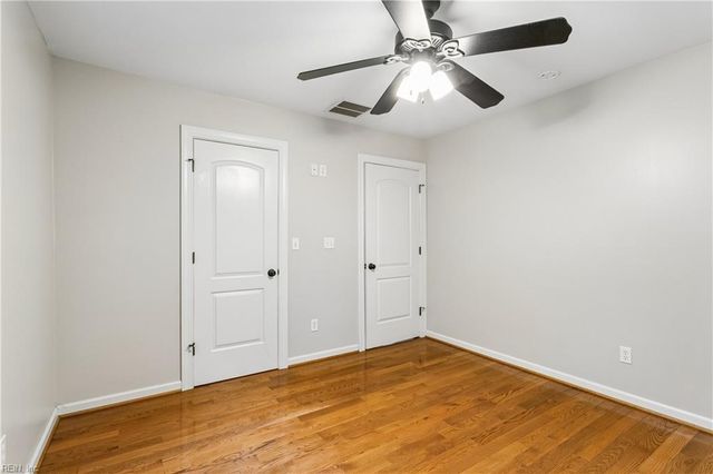 4497 Backwoods LN, Hayes, VA 23072