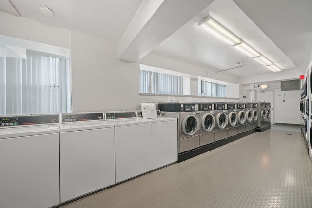 1150 N Lake Shore Drive 11D, Chicago, IL 60611