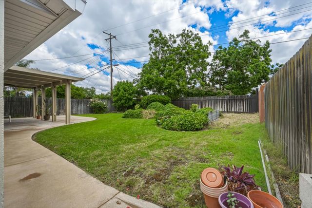 5732 San Ardo Way, North Highlands, CA 95660