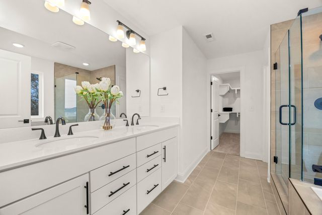 2323 Williamsport Landing, Columbia, TN 38401