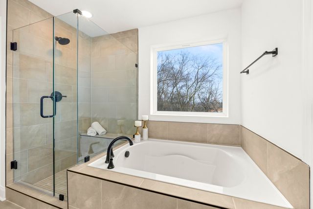 2323 Williamsport Landing, Columbia, TN 38401