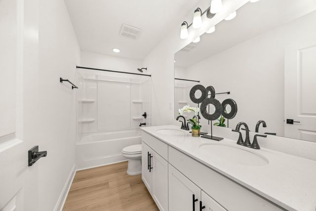 2323 Williamsport Landing, Columbia, TN 38401