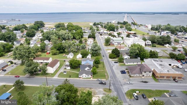 301 & 303 DORCHESTER AVENUE, Cambridge, MD 21613