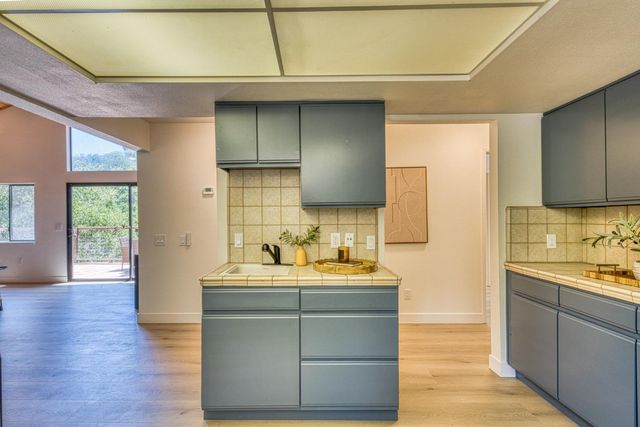 186 San Benancio Road, Salinas, CA 93908