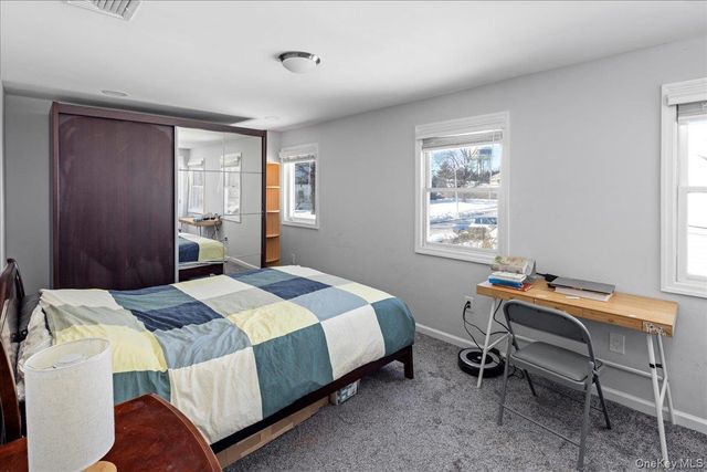 2 Violet Lane, Levittown, NY 11756