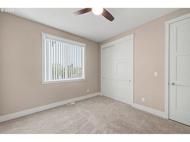 787 Sw ALDER St, Dundee, OR 97115