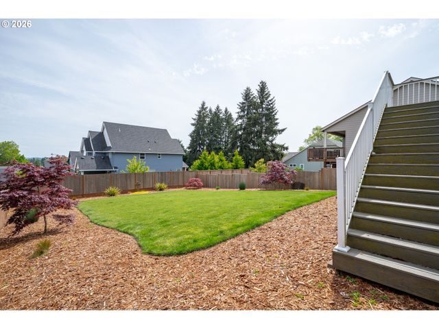 787 Sw ALDER St, Dundee, OR 97115