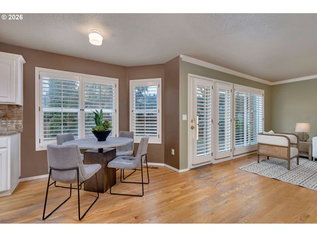 769 NICOLE Dr, West Linn, OR 97068