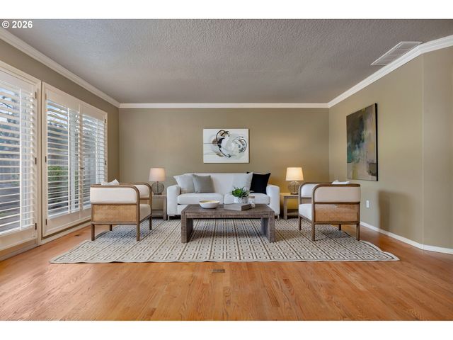 769 NICOLE Dr, West Linn, OR 97068