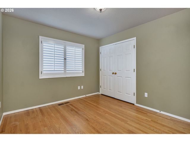 769 NICOLE Dr, West Linn, OR 97068