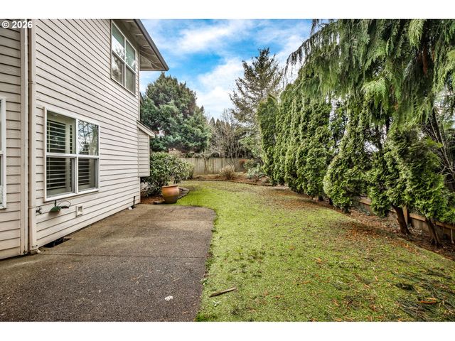 769 NICOLE Dr, West Linn, OR 97068