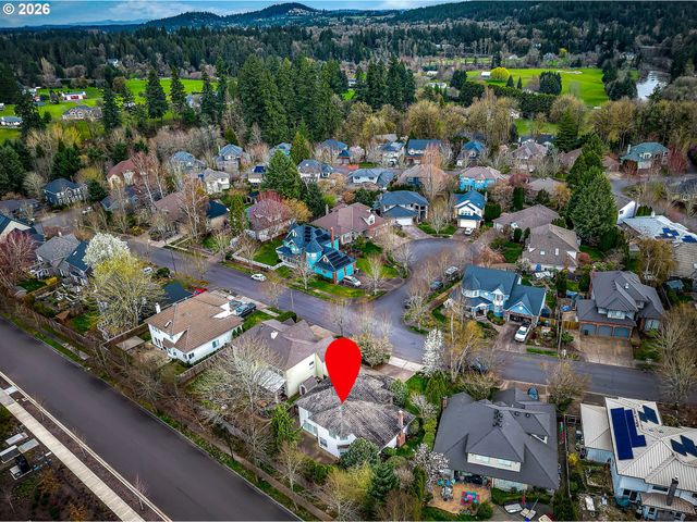 769 NICOLE Dr, West Linn, OR 97068