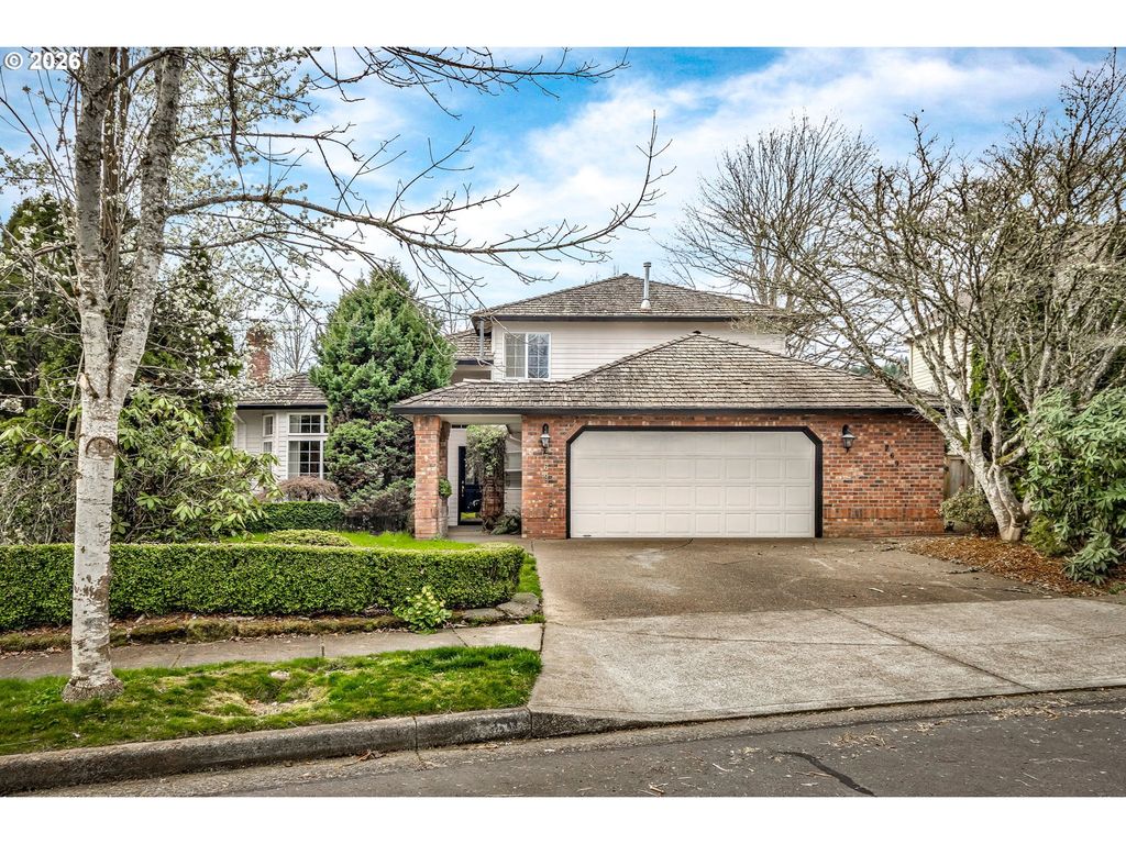 769 NICOLE Dr, West Linn, OR 97068