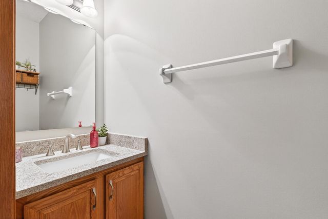 13483 Carmody Drive, Eden Prairie, MN 55344