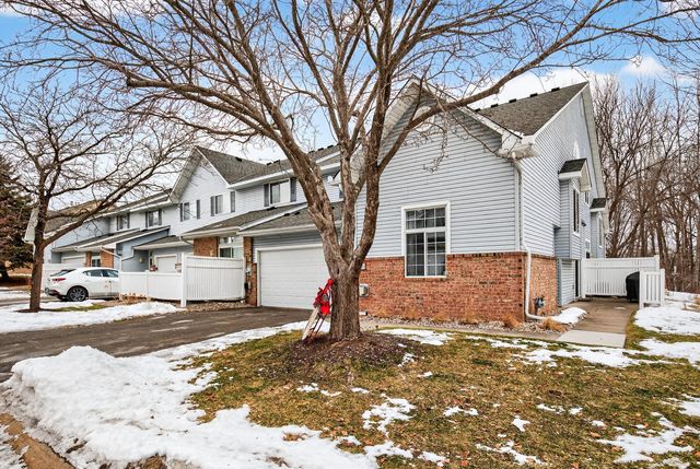 13483 Carmody Drive, Eden Prairie, MN 55344