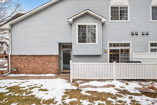 13483 Carmody Drive, Eden Prairie, MN 55344